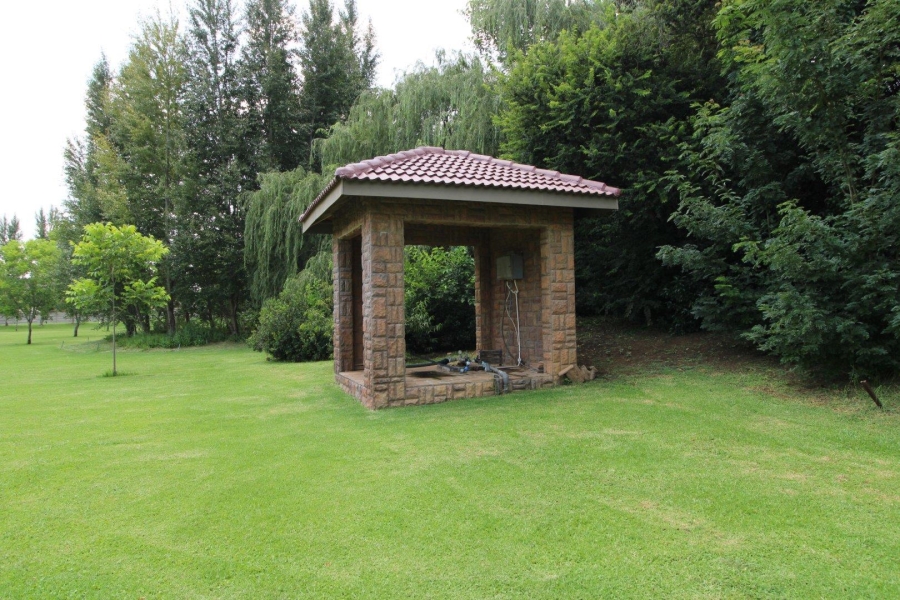 11 Bedroom Property for Sale in Van Der Hoff Park North West